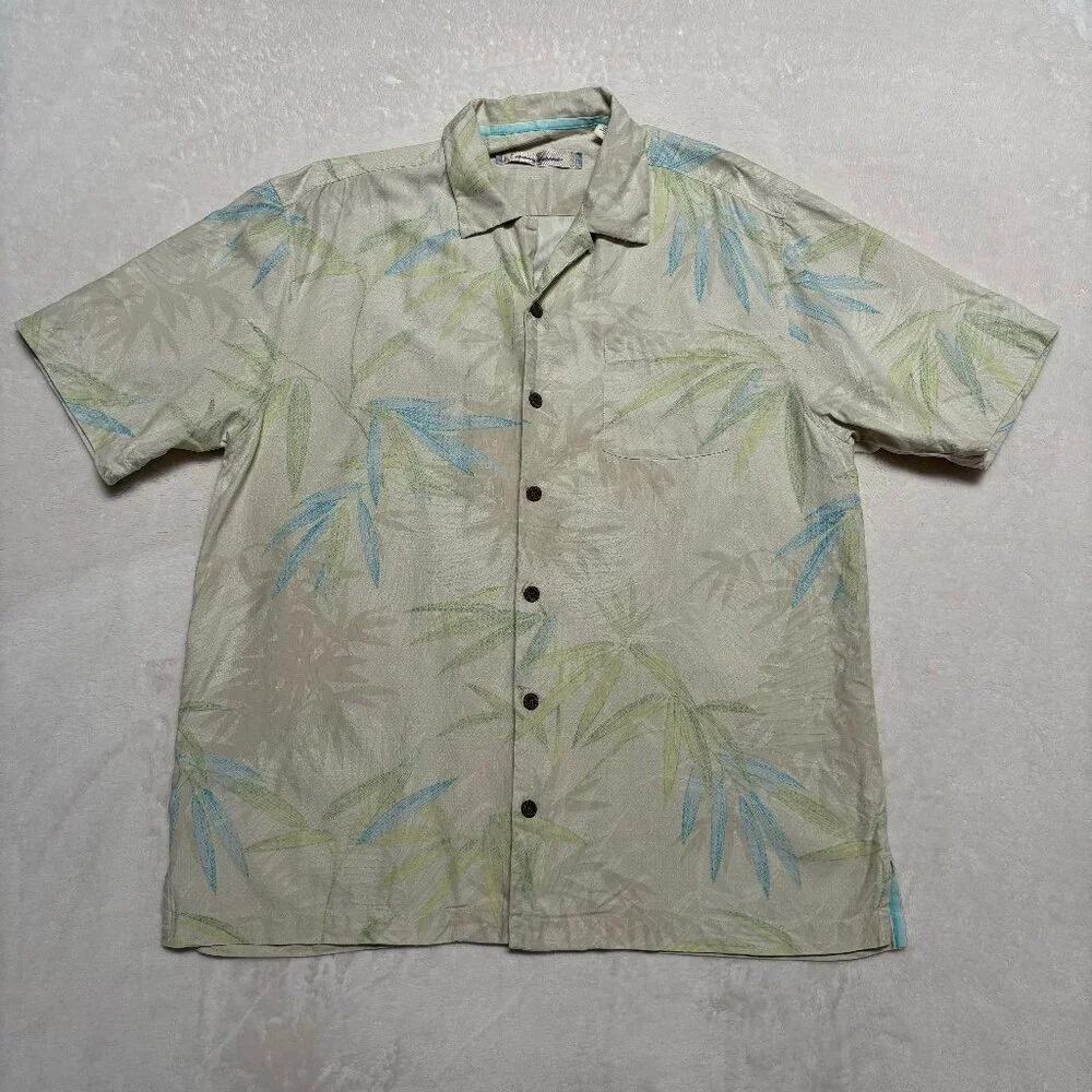 Tommy Bahama Button Up Short Sleeve Shirt L Aloha Floral Leaves Hawaii‎ Silk